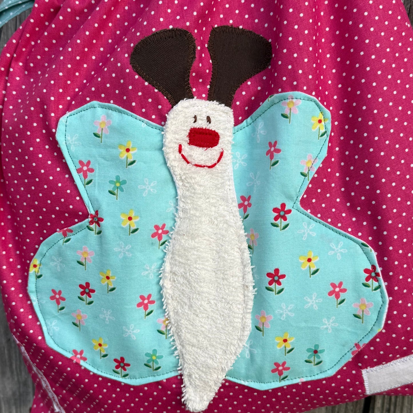 Nasstasche Schmetterling | Wetbag pink für Kita & Schwimmen | Geschenkideen erster Geburtstag