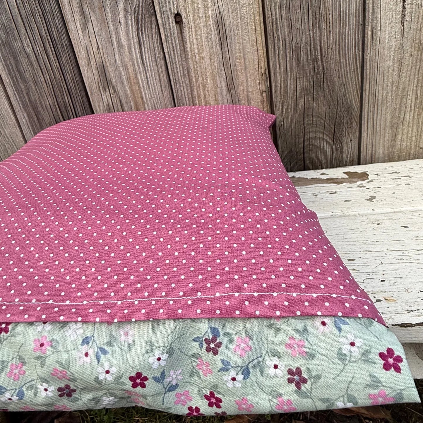 Kissen Pferd – Personalisiertes Kinderkissen mit Namen & Blumenmuster