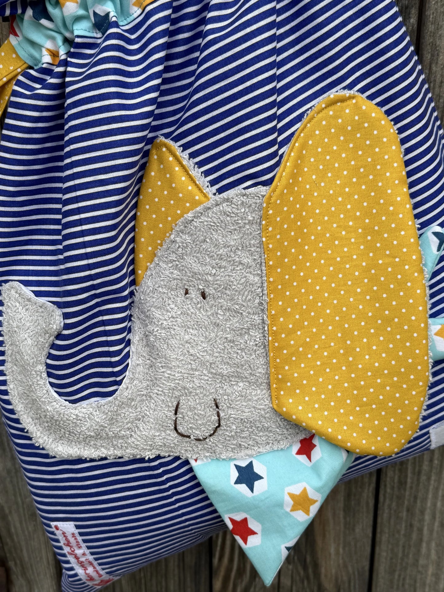 Wetbag „Elefant“ – wasserdichter Beutel, handgenäht & wiederverwendbar