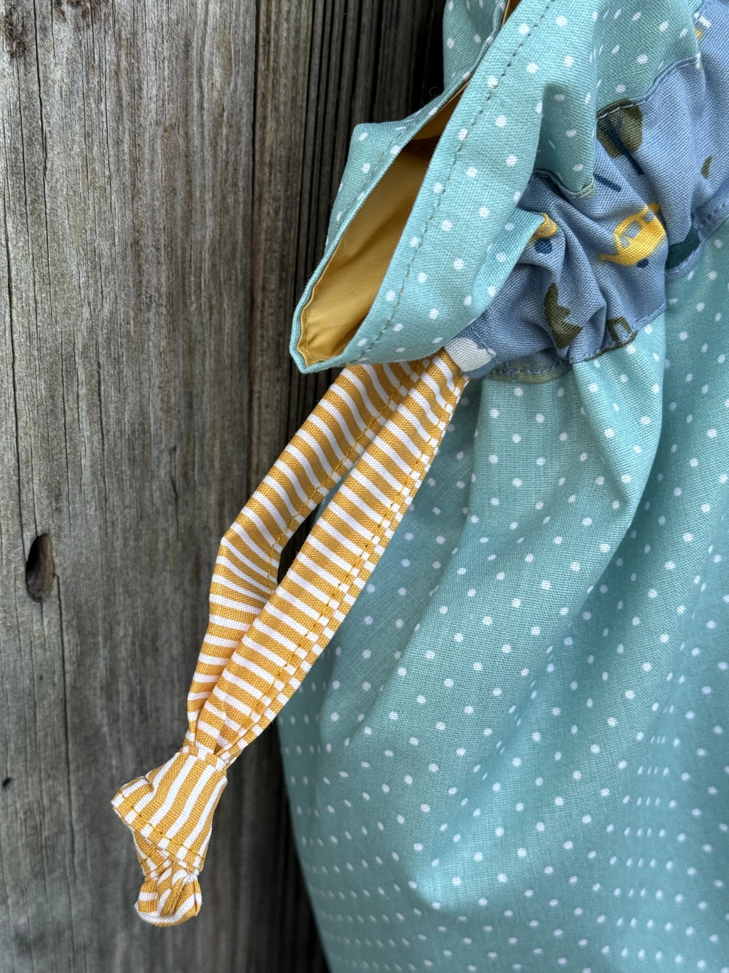 Wetbag Giraffe – Wasserdichte Aufbewahrungstasche mit Giraffenmotiv