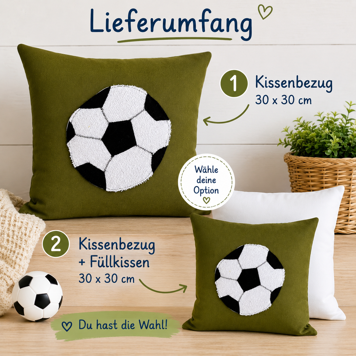 Kissen Fußball, Reisekissen Junge, Reisekissen für Kinder in grünem Sweat mit flauschig appliziertem Fußball 
Lieferumfang Kissenbezug + Füllkissen 