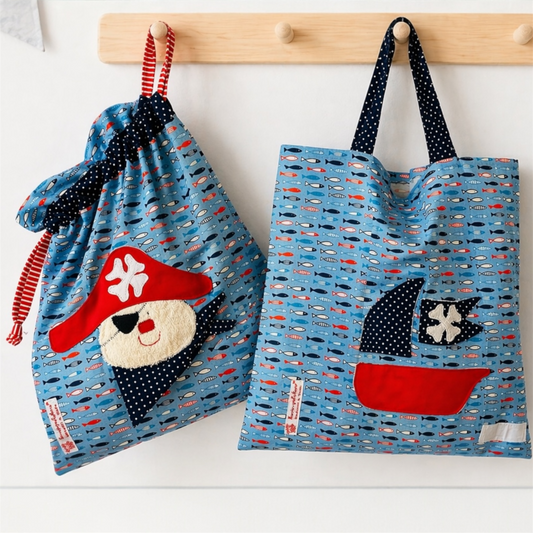 Kita-Set Pirat & Schiff – Handgemachte Wetbag & Garderobenbeutel mit Namen für Kinder