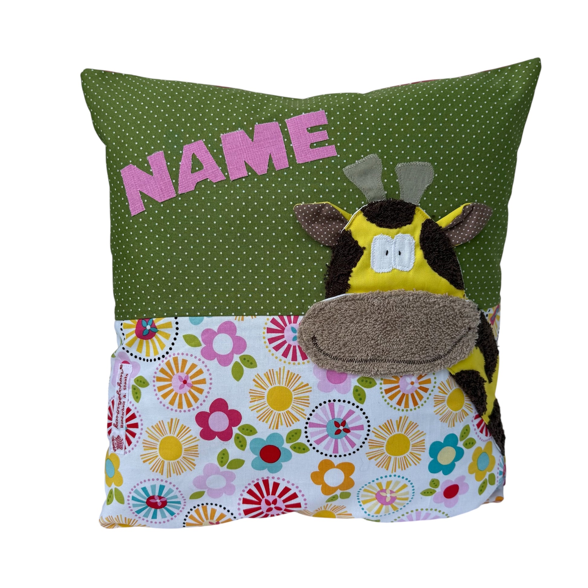 Personalisiertes Kinderkissen mit 
Giraffen Motiv und Namen in bunt geblümten Design